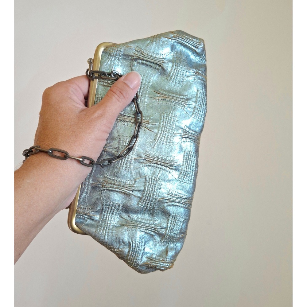 Y2K Vintage Kenneth Cole Reaction Metallic Teal Kiss Lock Clutch Chain Bag - Picture 4 of 8